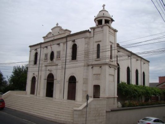 Biserica Greacă îşi serbează hramul